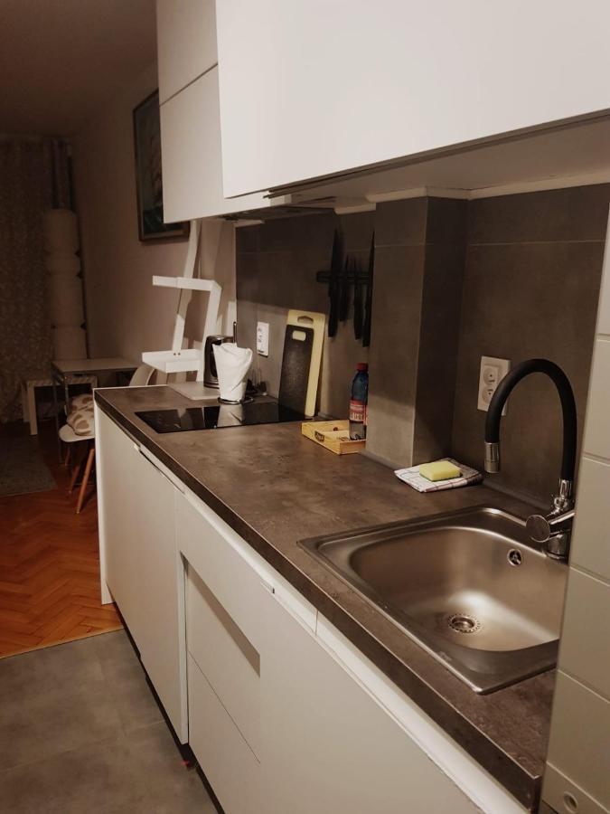 Apartament Plac Trzech Krzyzy ワルシャワ エクステリア 写真
